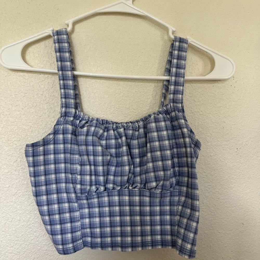 Hollister, S